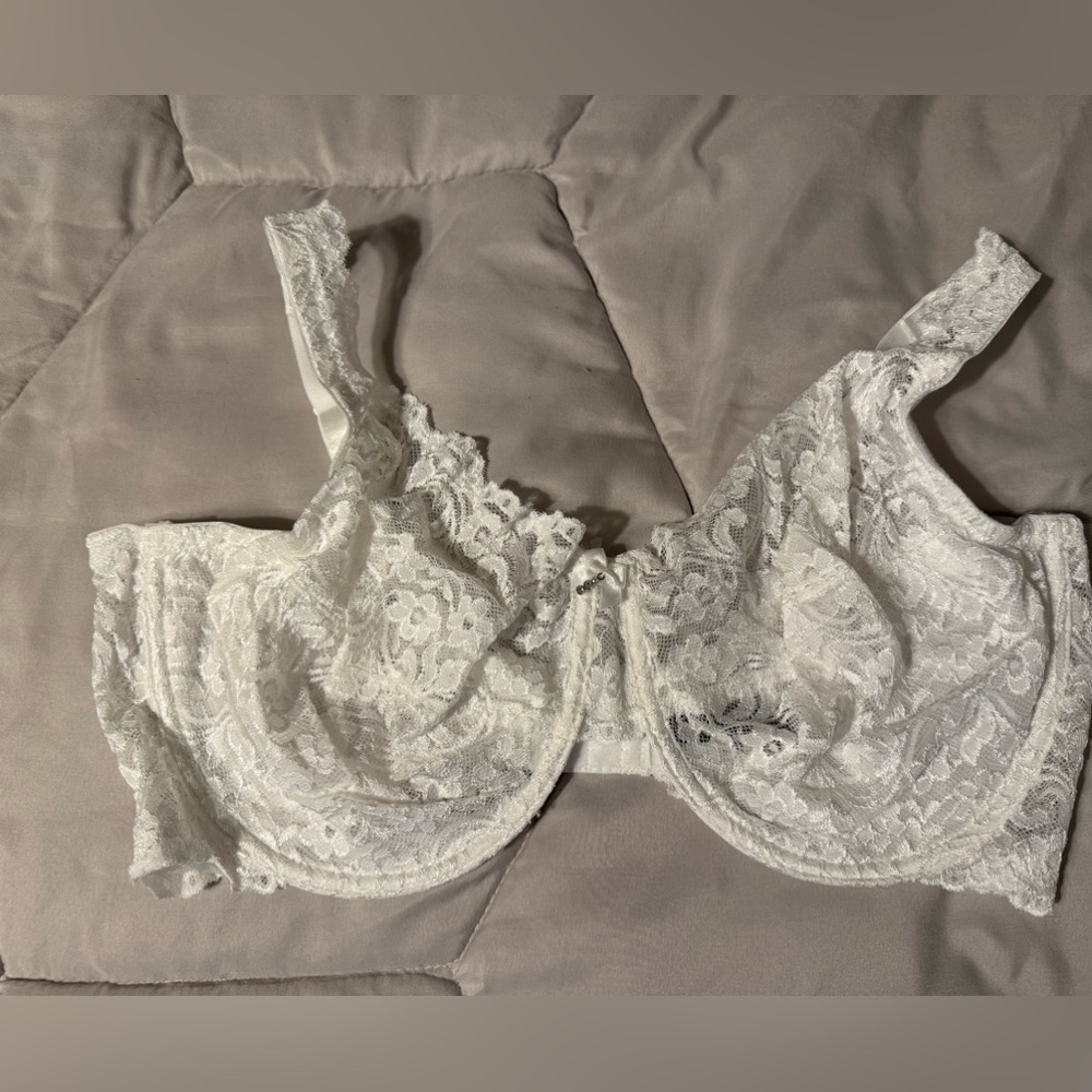 Smart & Sexy Lace Underwire Bra - White